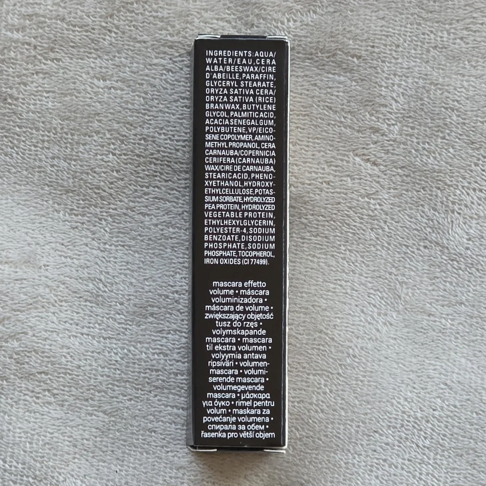 🤩FENTY BEAUTY Hella Thicc Volumizing Mascara In Cuz I'm Black